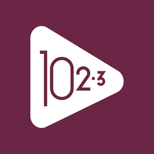 Höre 102.3 FM in der App.