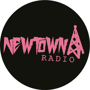 Höre Newtown Radio  in der App.