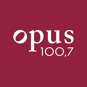 Höre opus 100,7 in der App.