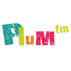 Höre PlumFM in der App.