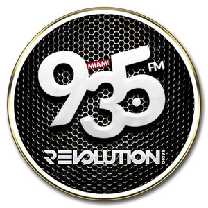 Höre Revolution 93.5 in der App.