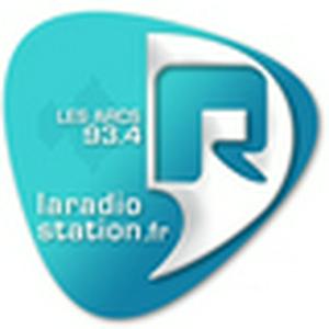 Höre R'Les Arcs 93.4 FM in der App.