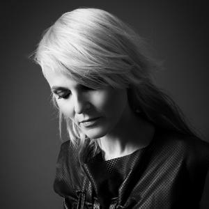 Höre Sister Bliss In Session in der App.